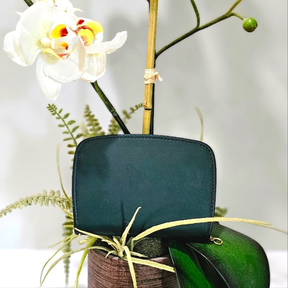 Vintage Coach Zip-Around Compact Wallet Clutch # 7242 (Bottle Green) - Picture 2 of 13